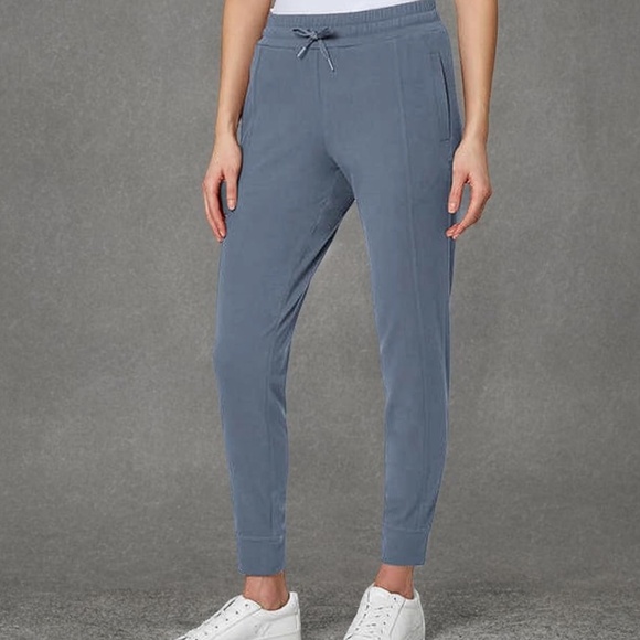 Mondetta Women's Cozy Fleece Jogger - Picture 1 of 7